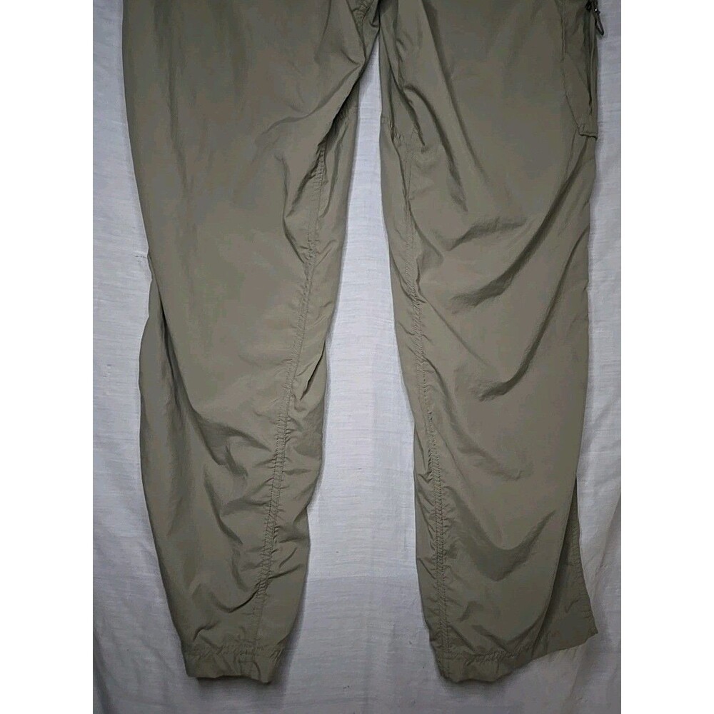 Columbia Sportswear Titanium Lightweight Cargo Hiking Pants, Sz Med 34", Khaki - Picture 8 of 10